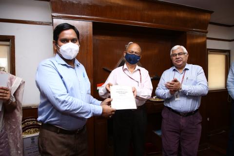 पुरस्कार वितरण समारोह की झलकियां XV6A7289